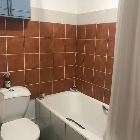 Au Près De Neuvecelle